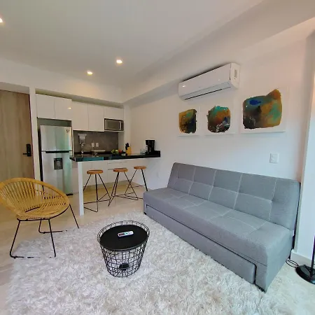 New! Beautiful Studio In The Heart Of Playa By Yeah